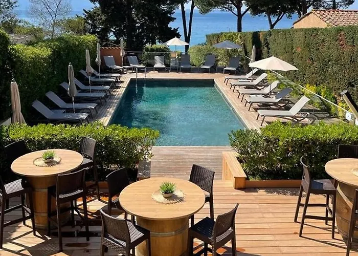 Hôtel La Pinède