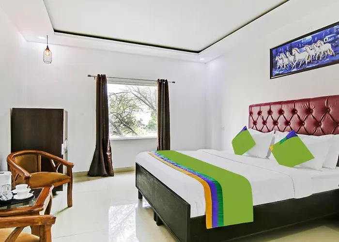 Treebo Royal Empire Adarsh Nagar, Chandigarh