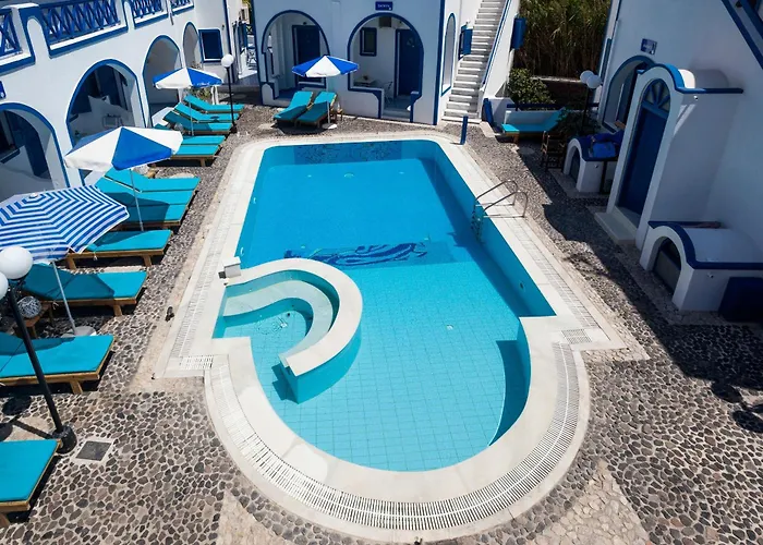 Roula Villa Studios&Apartments