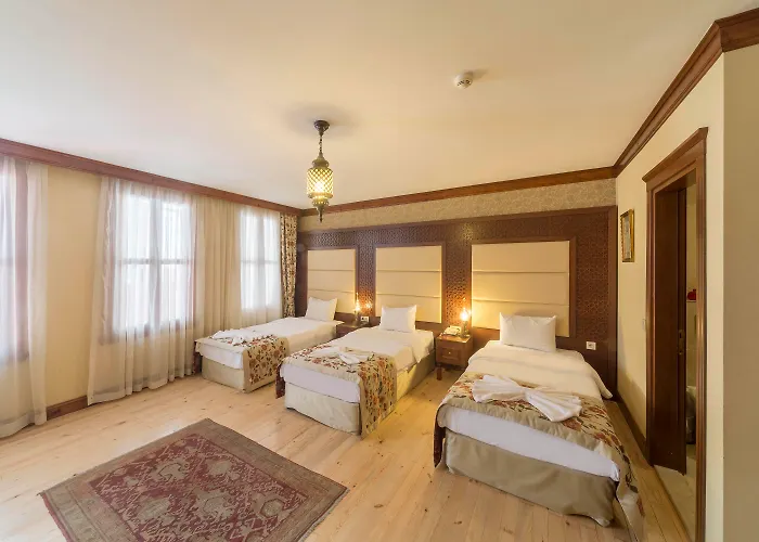 Lalinn Hotel