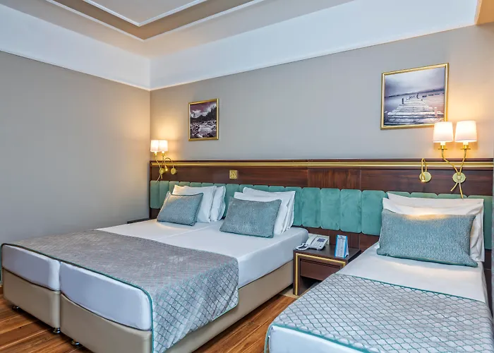 Royal Atlantis Spa & Resort