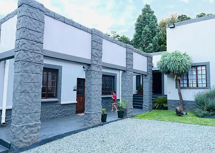 Bloubrak Gastehuis- Stone Haven 2