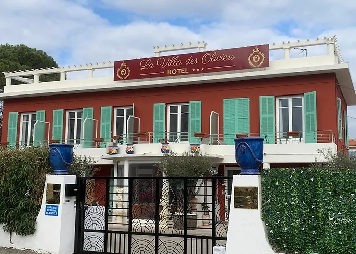 La Villa des Oliviers HOTEL DE CHARME Cagnes-sur-Mer