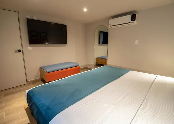 Oliva Plaza Hotel