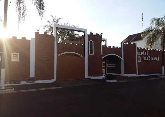 Medieval Motel e Hospedagem