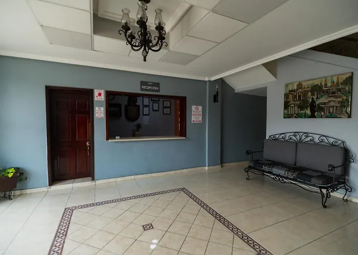 Hotel Alcazar - Guadalajara Centro Historico