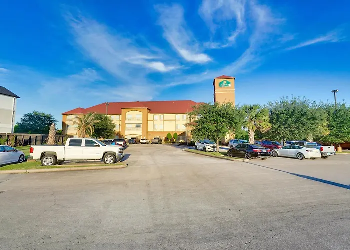 La Quinta By Wyndham Houston Hobby Airport