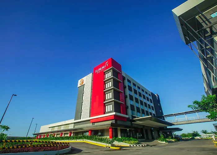 Summit Hotel Naga