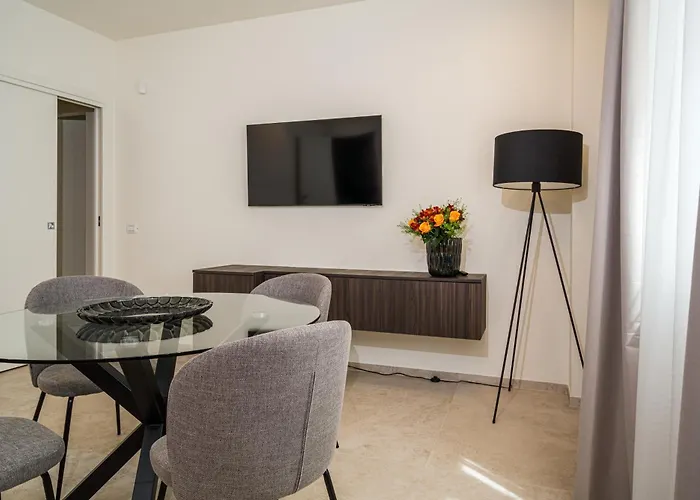 I Due Mori - Luxury Rooms Giardini Naxos