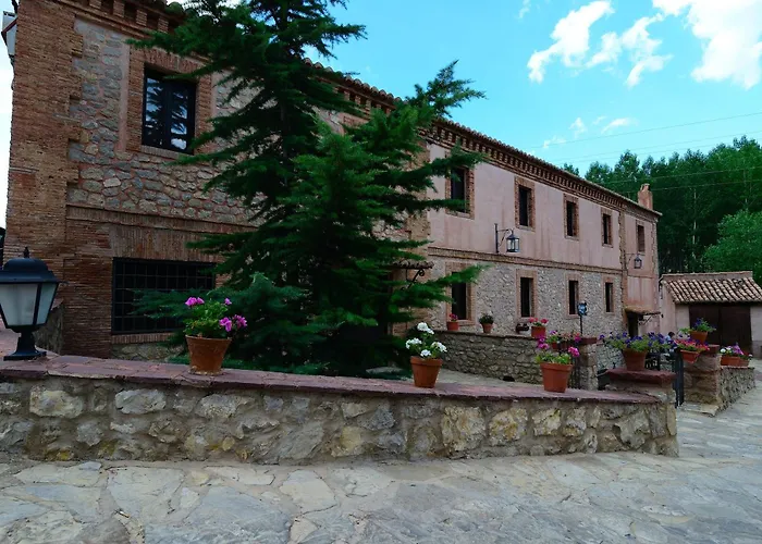 Caserón De La Fuente Albarracín
