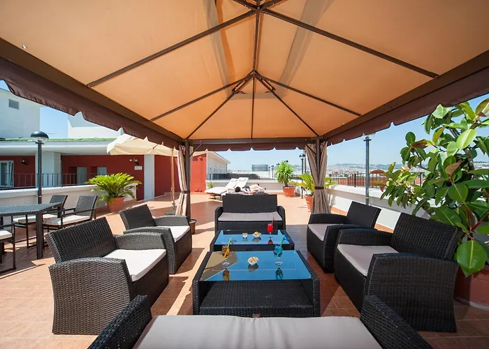 Hotel Tiempo Neapel