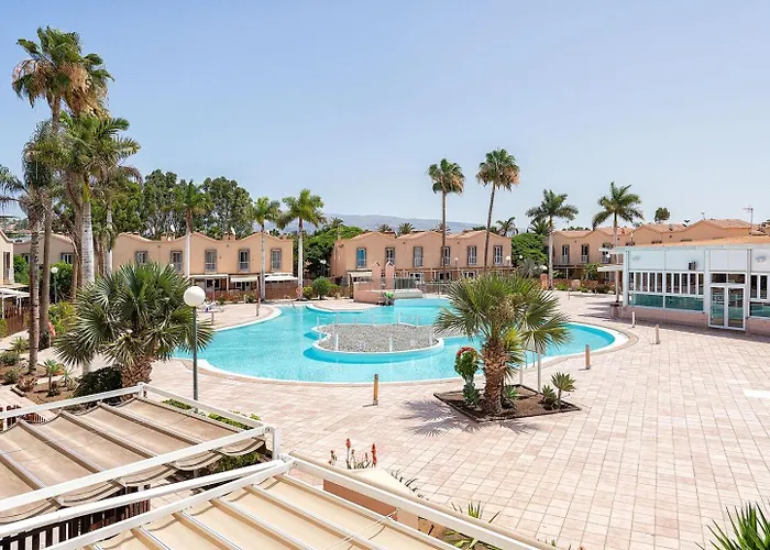 Villetta Green Oasis Club