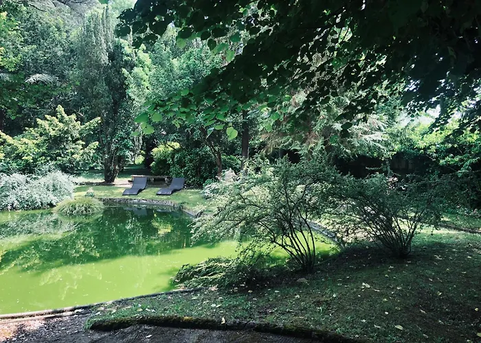 La Pluie De Roses Bed and Breakfast Giverny