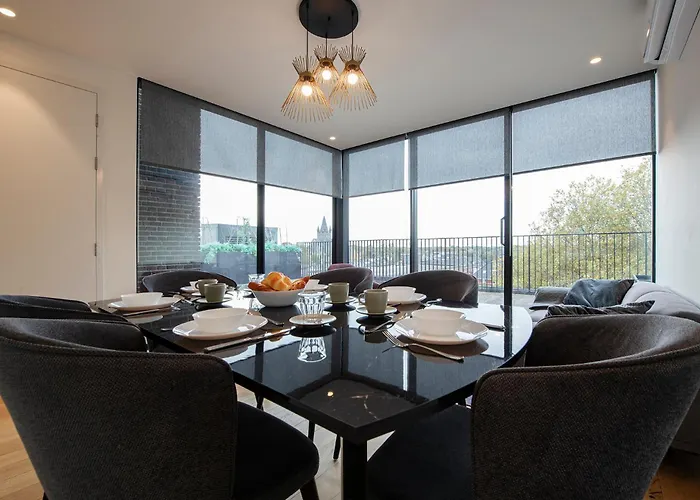 12A, Luxury & Unique, Cinema, Terrace, Stunning View, Central Location! Oisterwijk
