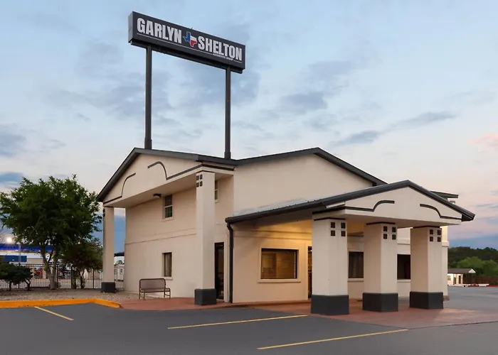 Super 8 By Wyndham Temple S General Bruce Hotel