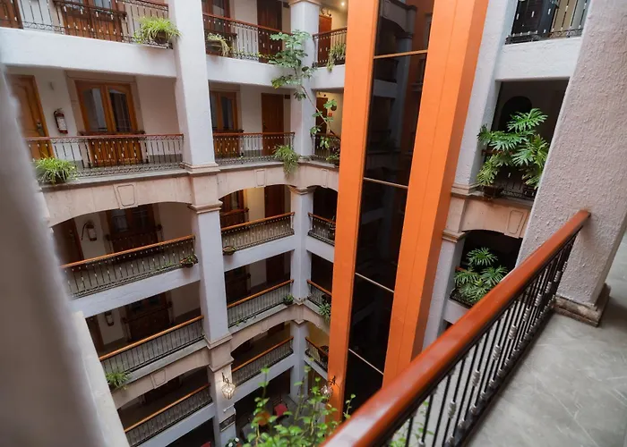 Hotel Santiago De Compostela - Guadalajara Centro Historico