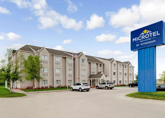 Microtel Inn & Suites By Wyndham Bellevue