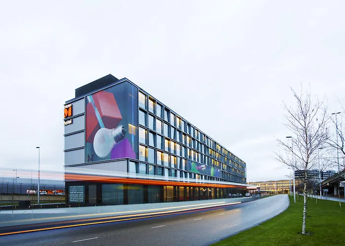 citizenM Schiphol Airport Hotel Amsterdam Airport Schiphol