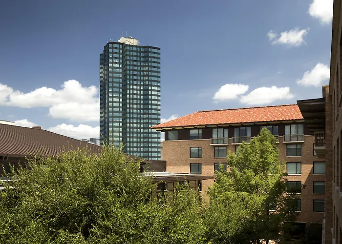 At&T Hotel & Conference Center