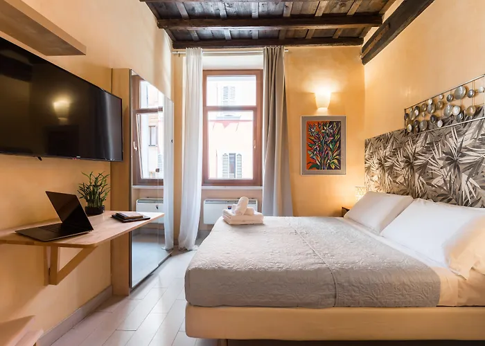 Trinitadeimonti Guest House