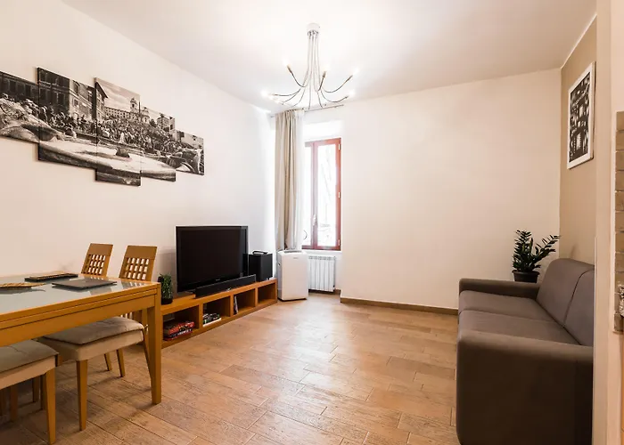 Trinitadeimonti Guest House