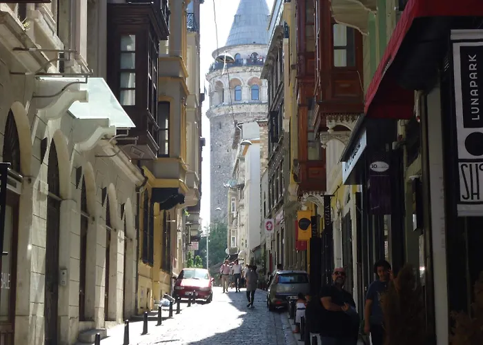 Meroddi Galata Mansion