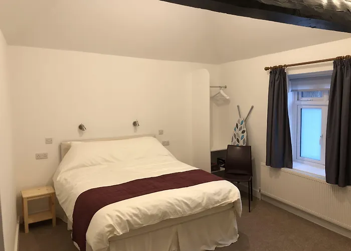 Bex Rooms Worthing