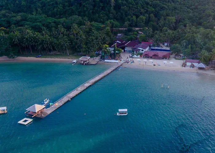 Pangulatan Beach Resort El Nido