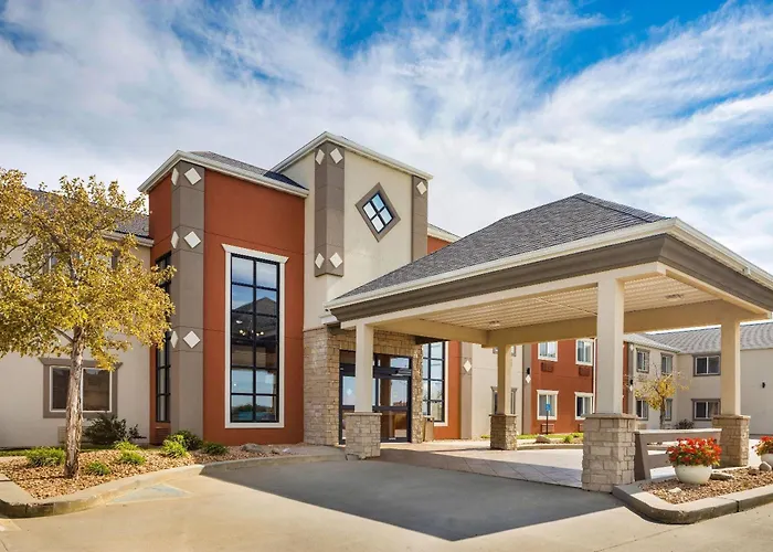 Howard Johnson By Wyndham Oacoma Hotel & Suites