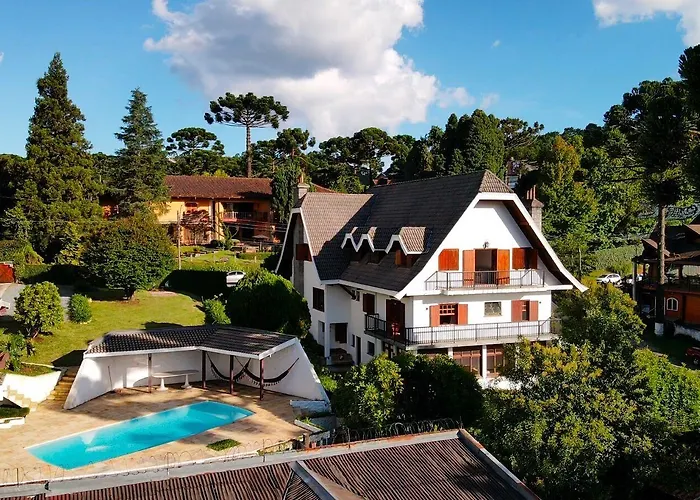 Casa Três Rios - Campos do Jordão Hotel