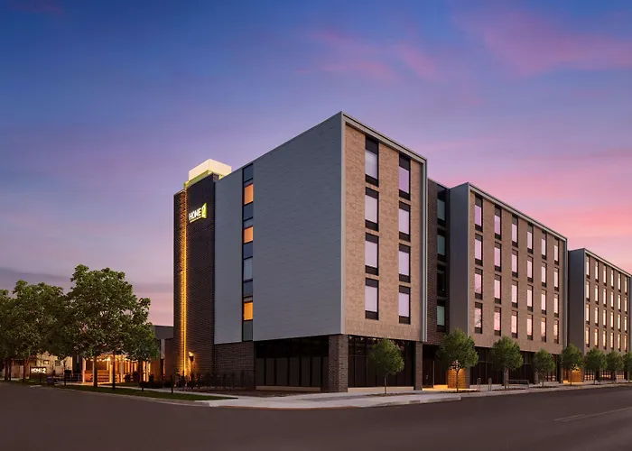 Home2 Suites By Hilton Des Moines At Drake University