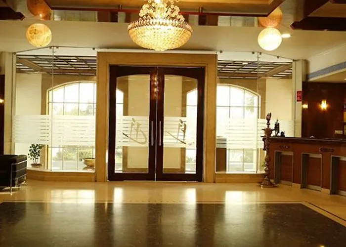 Fabhotel Prime Chennai Deluxe