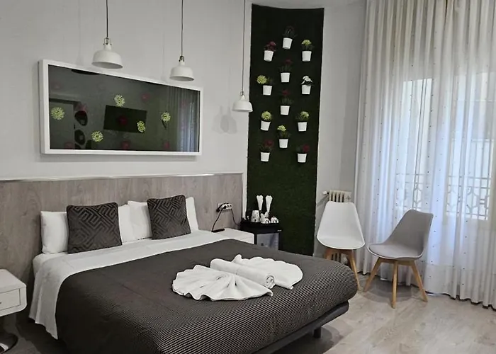 Hostal Lauria