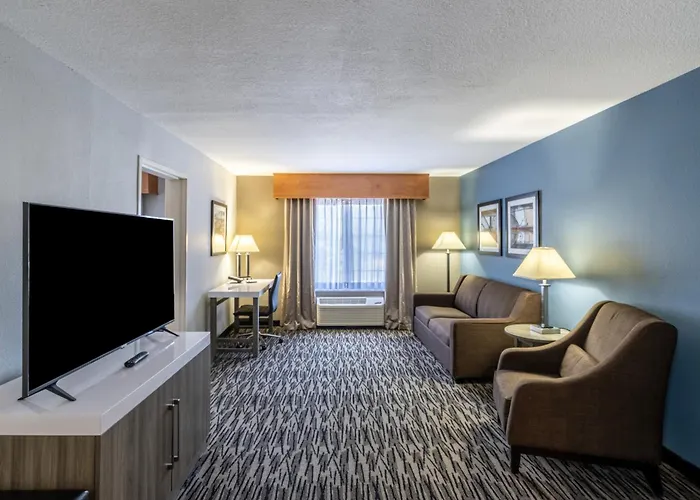 Best Western Plus Mountain View Auburn Inn