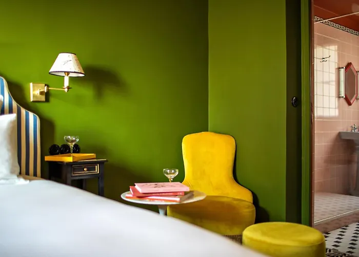 Hotel Les Deux Gares & Spa Parigi
