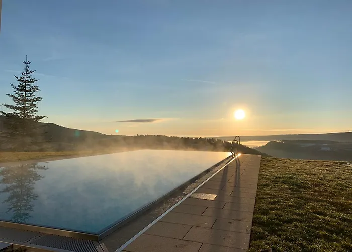 Schwarzwald Wellnesshotel Saigerhoeh I Spa Golf & Wandern Ueber Dem Titisee