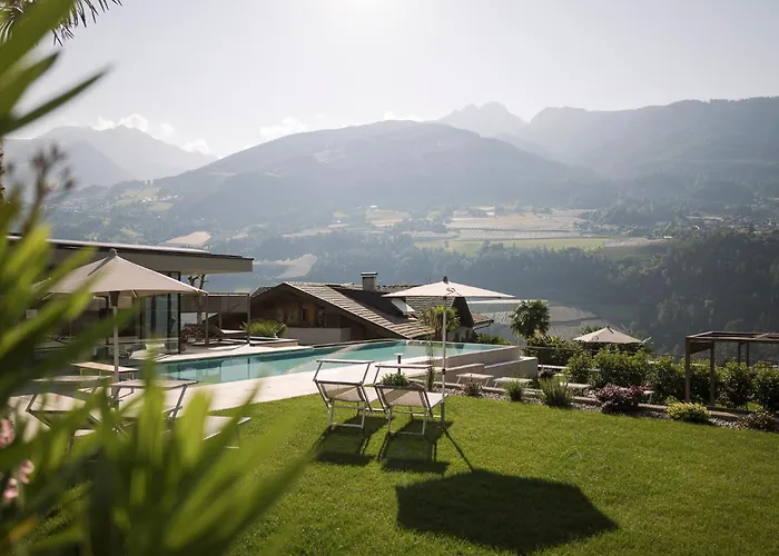 Hotel Zirmerhof & Residence Rifiano