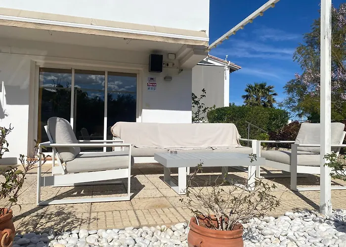 Berg & Zon Private & Pet Frendly