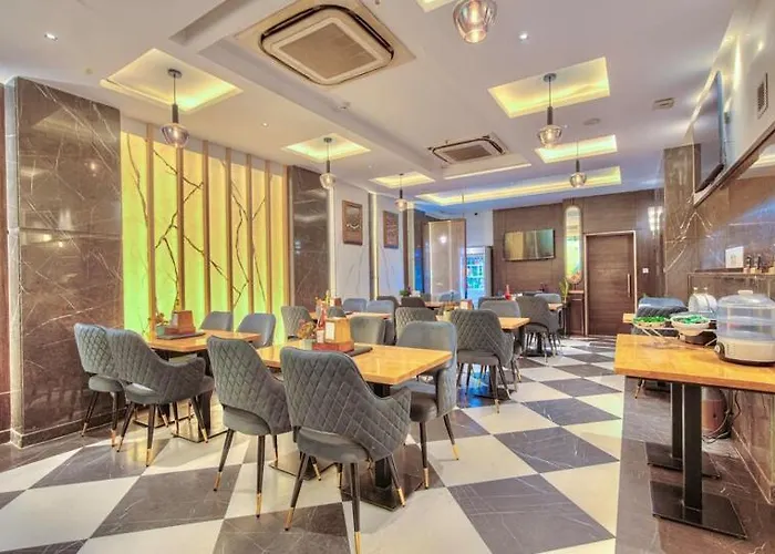 Hotel Apple Inn & Suites, New Delhi