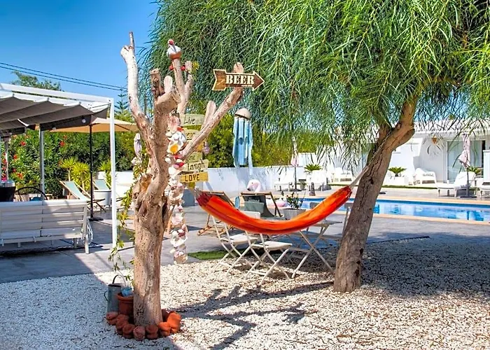 Finca Pura, Clothing Optional Guestrooms