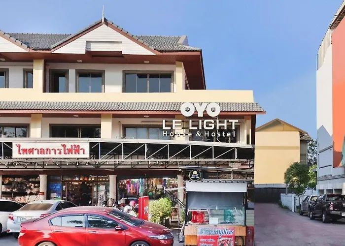 Le Light House & Hostel Chiang Mai