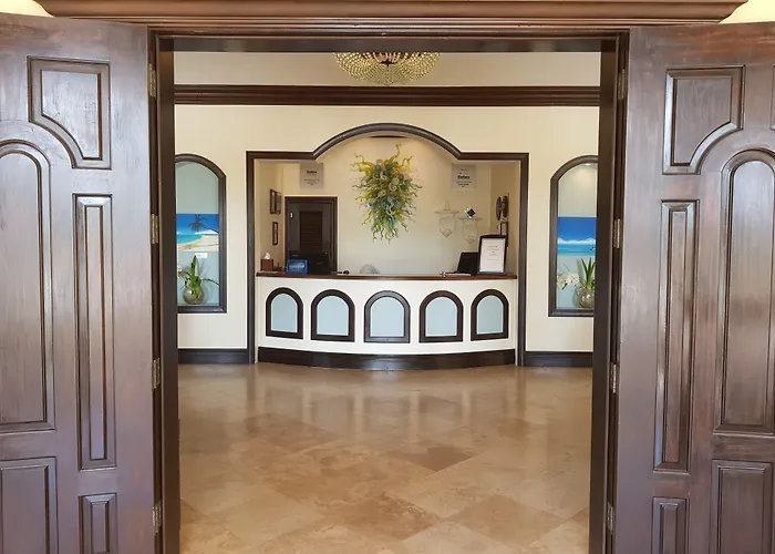 The Somerset On Grace Bay