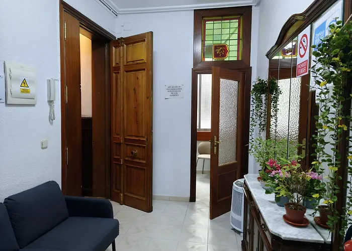 Hostal Rivera - Atocha Madrid