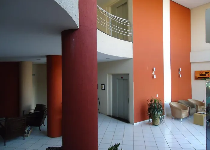 Colorado Plaza Hotel