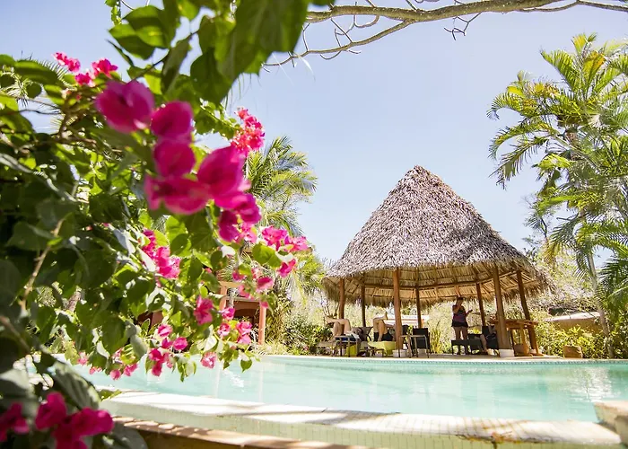 Hotel Cantarana Playa Grande