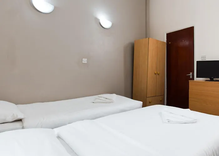 Aquarius Hotel London