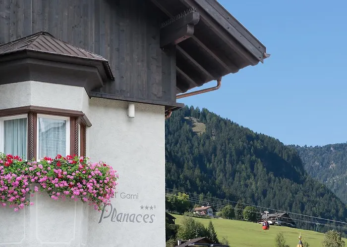 Hotel Garni Planaces Ortisei