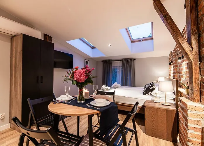 Lubomirskiego 23 Residence - Great Location, 10 Min To Main Square By Foot, Right Next To Main Rail And Bus Station Cracovia
