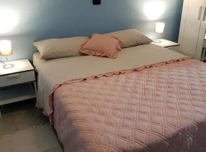 Rooms In The Beach Catania